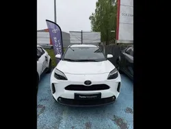 Utilisé 2025 Toyota Yaris Hybrid Design | 27 300 € (Prix juste)