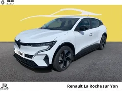 Blanc Utilisé 2022 Renault Mégane Equilibre SUV | 21 790 € (Prix juste)