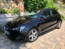 Noir Utilisé 2012 Audi A1 Ambition Citadine | 10 000 € (Bon prix)