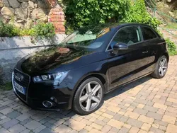 Noir Utilisé 2012 Audi A1 Ambition Citadine | 10 000 € (Prix juste)