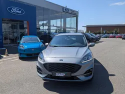 Gris Utilisé 2024 Ford Kuga Business Edition SUV | 35 770 € (Prix cher)