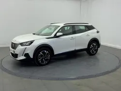 Blanc Utilisé 2020 Peugeot e-2008 Allure SUV | 14 390 € (Prix juste)