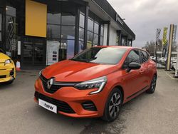 Orange Utilisé 2022 Renault Clio V Evolution Citadine | 15 990 € (Prix juste)