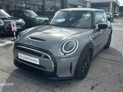 Gris Utilisé 2021 Mini Cooper SE Classic Citadine | 18 999 € (Prix juste)