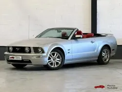 Gris Utilisé 2006 Ford Mustang GT Cabriolet | 27 490 €