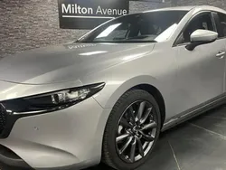 Gris Utilisé 2023 Mazda 3 Style Berline | 19 990 €