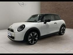 Blanc Utilisé 2024 Mini Cooper Favoured Citadine | 31 900 € (Prix assez cher)
