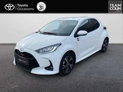 Utilisé 2024 Toyota Yaris Hybrid Design Berline | 21 900 € (Prix juste)