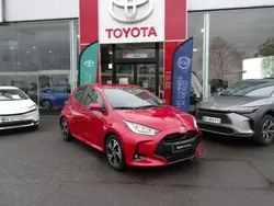 Utilisé 2024 Toyota Yaris Design Berline | 23 990 € (Prix juste)