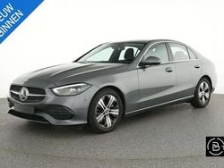 Gris Utilisé 2023 Mercedes C200 Luxury Berline | 34 490 € (Prix juste)