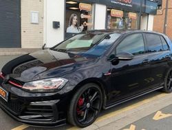 Noir Utilisé 2019 VW Golf VII GTI Berline | 27 990 € (Prix assez cher)