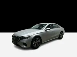 Argent Utilisé 2023 Mercedes E220 Avantgarde Berline | 55 374 € (Prix cher)