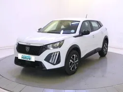 Blanc Utilisé 2024 Peugeot 2008 Active SUV | 17 900 € (Prix juste)