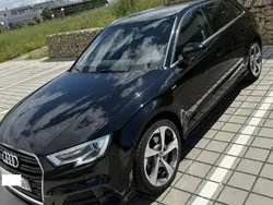 Noir Utilisé 2017 Audi A3 Sport Berline | 19 900 € (Prix juste)