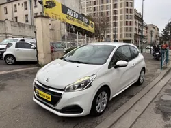 Utilisé 2016 Peugeot 208 Active Citadine | 4 990 € (Bon prix)