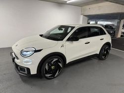 Blanc Occasion 2025 Abarth 600e Turismo SUV | 34 490 €