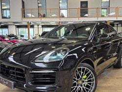 Noir Occasion 2022 Porsche Cayenne Sport SUV | 87 990 € (Prix assez cher)