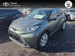 Biton vert cardamome métal/toit noir Utilisé 2022 Toyota Aygo X Design SUV | 15 900 €