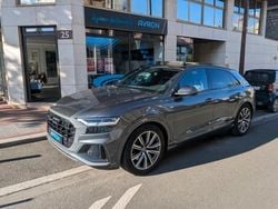 Gris Utilisé 2020 Audi Q8 S-Line SUV | 59 990 € (Prix juste)