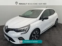 Blanc Utilisé 2023 Renault Clio V Evolution Citadine | 15 990 € (Prix juste)