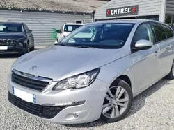 Utilisé 2014 Peugeot 308 Allure Berline | 5 990 € (Prix cher)
