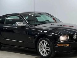 Noir Utilisé 2005 Ford Mustang GT Cabriolet | 17 900 €