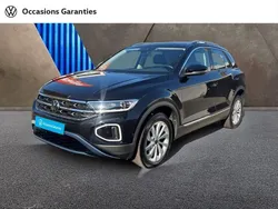 Noir intense nacrée Utilisé 2022 VW T-Roc Style SUV | 25 490 € (Prix juste)