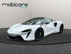 Blanc Utilisé 2023 McLaren Artura Coupé | 246 143 €
