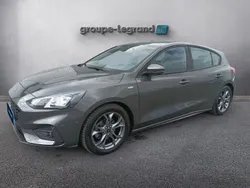 Gris Utilisé 2019 Ford Focus ST-Line Berline | 15 990 € (Prix juste)