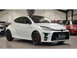 Blanc Utilisé 2024 Toyota Yaris Berline | 46 490 €