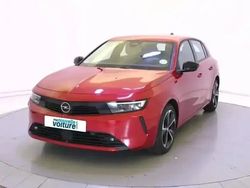 Rouge Occasion 2024 Opel Astra Berline | 23 490 € (Prix juste)