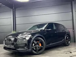 Noir Utilisé 2020 Audi e-tron Sport SUV | 35 950 € (Prix juste)