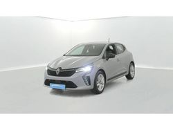 Gris Utilisé 2024 Renault Clio V Evolution Citadine | 15 990 € (Prix juste)