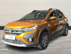 Orange Utilisé 2022 Dacia Sandero Comfort Citadine | 14 299 € (Prix juste)