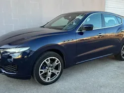 Bleu Utilisé 2017 Maserati Levante SUV | 37 990 € (Bon prix)