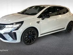 Blanc Utilisé 2024 Renault Clio V Esprit Alpine Berline | 23 980 € (Prix juste)