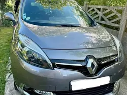 Gris Utilisé 2013 Renault Scénic III Initiale Monospace | 8 900 € (Prix juste)