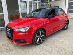 Rouge Utilisé 2013 Audi A1 Ambition Citadine | 12 990 € (Prix juste)