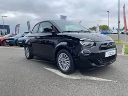 Noir Nouvelle 2025 Fiat 500e Red Citadine | 20 990 € (Prix juste)