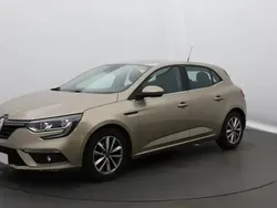 Beige Utilisé 2017 Renault Mégane IV Business Berline | 10 990 € (Prix juste)