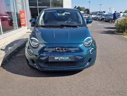 Bleu Utilisé 2022 Fiat 500e Berline | 17 850 € (Prix juste)
