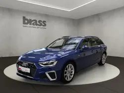 Bleu Utilisé 2023 Audi A4 S-Line Break | 45 400 € (Prix cher)