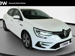 Blanc Utilisé 2023 Renault Mégane IV Evolution Berline | 18 852 € (Prix juste)