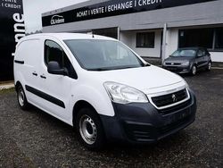 Blanc Utilisé 2016 Peugeot Partner Monospace | 10 990 € (Prix cher)