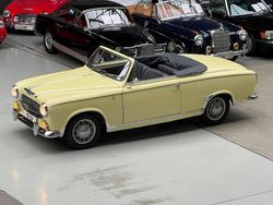 Jaune Occasion 1957 Peugeot 403 Cabriolet | 63 800 €