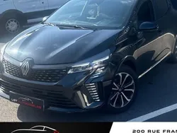 Utilisé 2025 Renault Clio V Techno Citadine | 18 990 € (Prix juste)