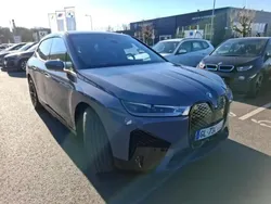 Utilisé 2022 BMW iX Sport Line SUV | 49 900 € (Prix juste)
