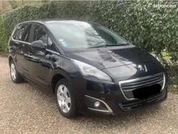 Utilisé 2015 Peugeot 5008 Allure Monospace | 11 999 € (Prix juste)