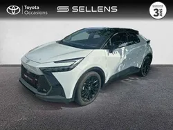Utilisé 2025 Toyota C-HR Sport SUV | 37 300 € (Prix juste)