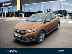 Orange Utilisé 2023 Dacia Sandero Expression Citadine | 15 499 € (Prix juste)